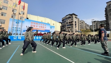 操一操小美女的大逼逼雁江教育 | “一校一品”特色教育 “点亮”多彩校园